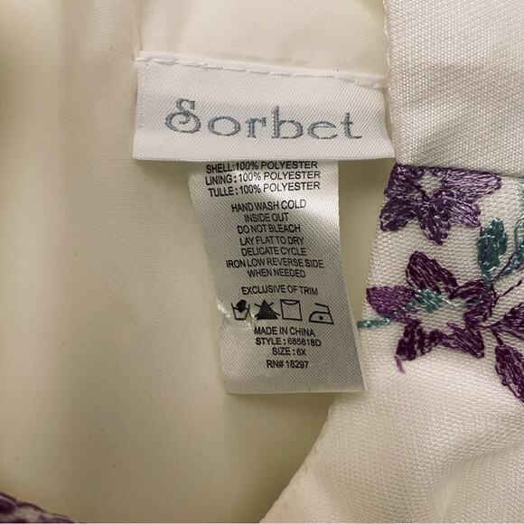 Girls Special Occasion Dress sz 6x White Dress with Purple Floral Details - Picture 6 of 9